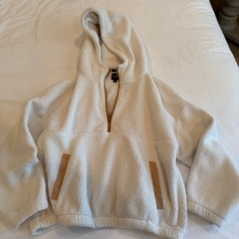 Gap Brand Cream Nubby Pullover Hoodie Size S